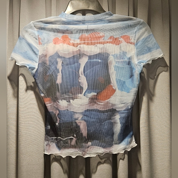 Top - Picture 2 of 2